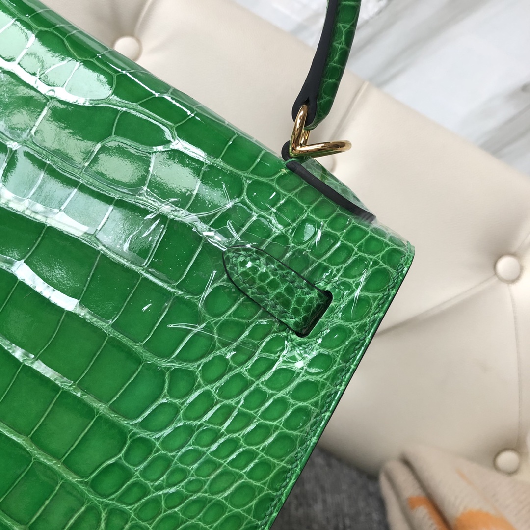 에르메스 켈리백25 그린 금장 샤이니 악어가죽